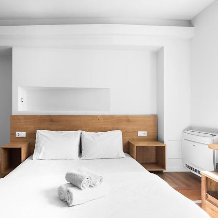 Abc1 Apartment Tesalonika Bagian luar foto